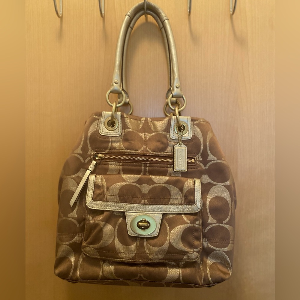 Vintage Signature Coach Purse